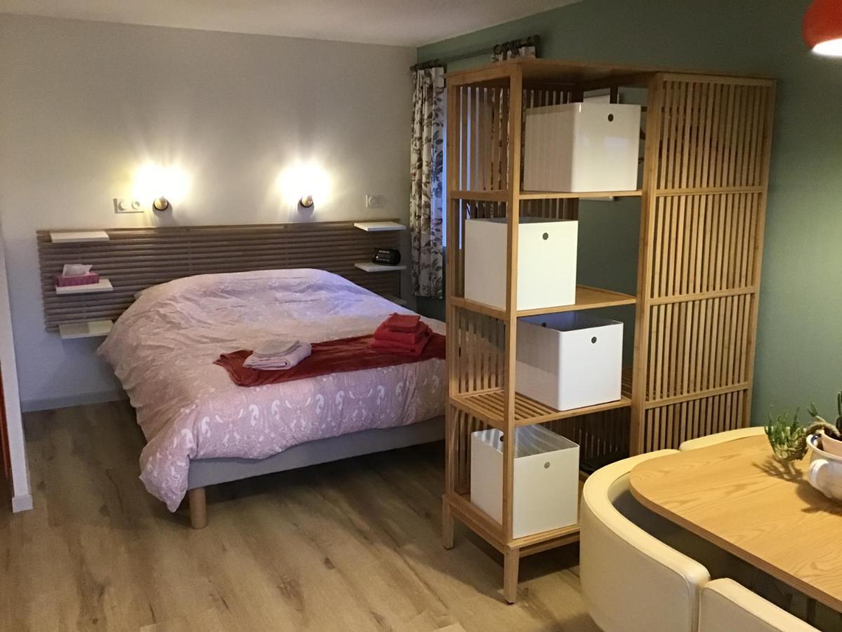 La Mazille , Cossy Vakantiestudio Met Zwembad In Zuid-Bourgogne Anglure-sous-Dun Экстерьер фото